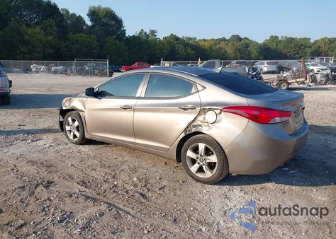 2013 Hyundai Elantra Gls from USA, damaged, VIN 5NPDH4AE1DH163115